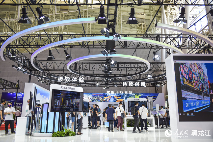 帶你逛展會(huì) 2022世界5G大會(huì)線下展館科技感“滿格”
