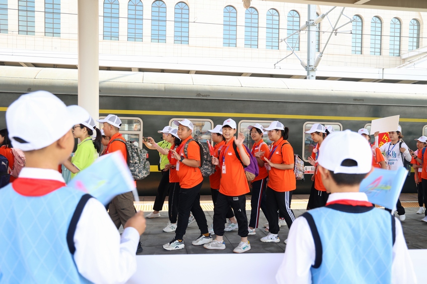 全國各地到達(dá)黑龍江旅游專列突破100列