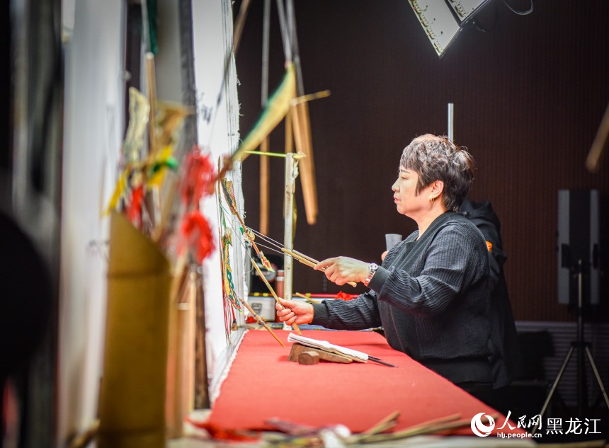 望奎皮影：光影下的藝術(shù)傳承